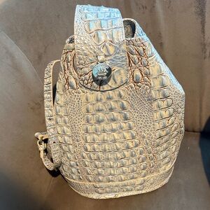 Croc-Embossed Leather Bucket Bag in Light Gray